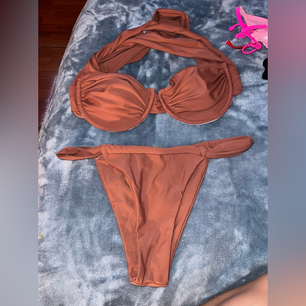 Mauve bikini